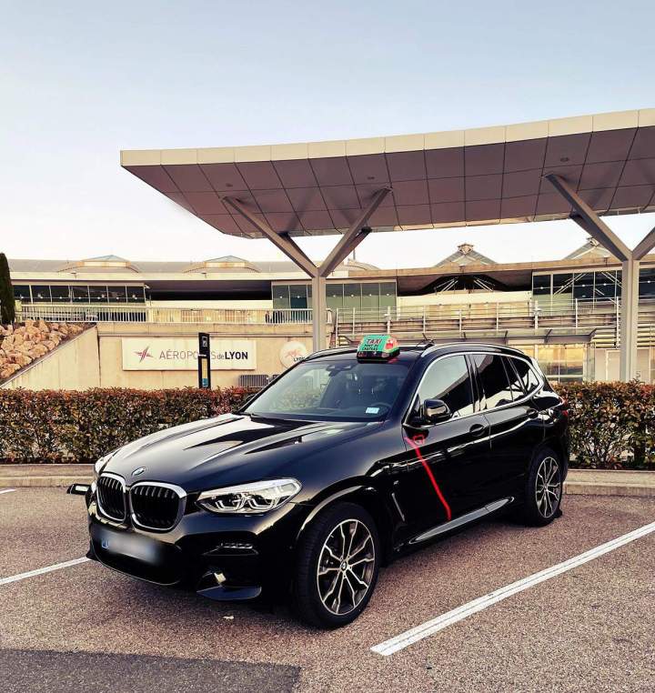 Taxi aéroport Clermont-Ferrand